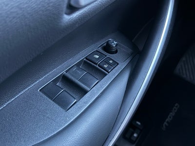2022 Toyota Corolla SE - CLEAN CARFAX