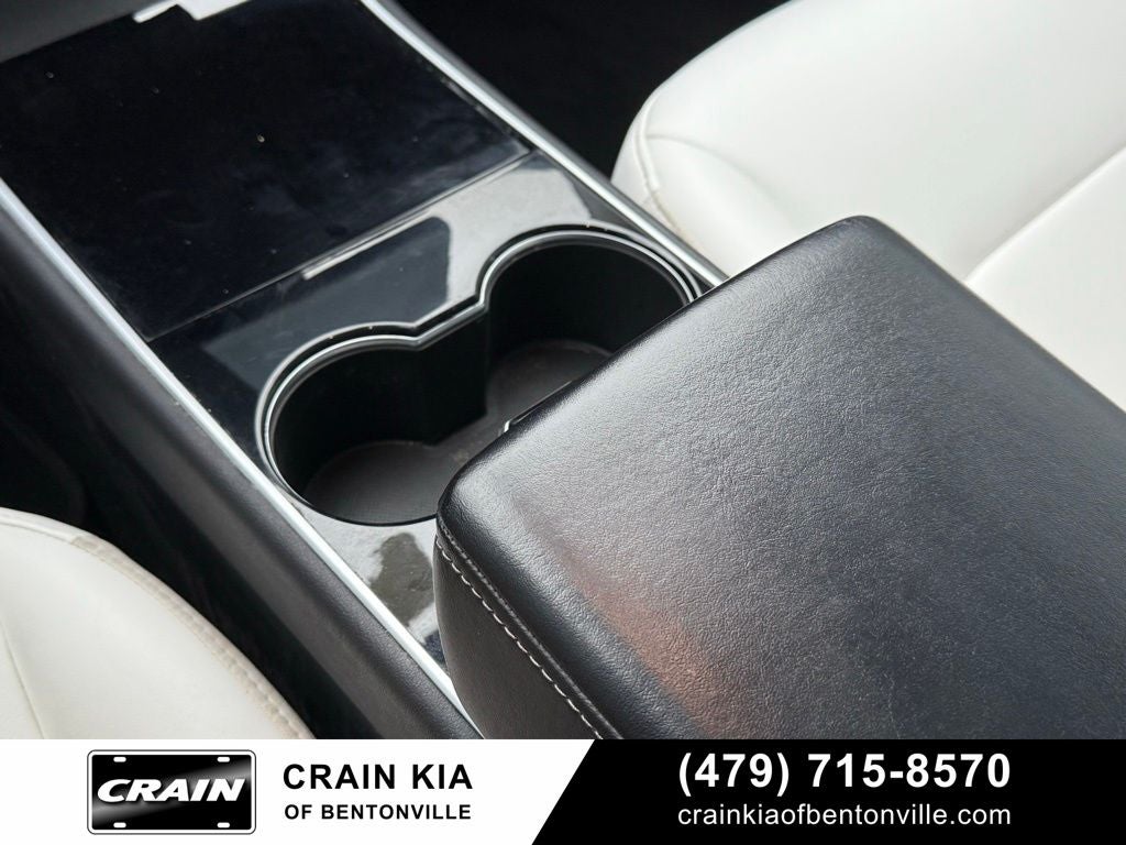 2020 Tesla Model 3 Long Range - AWD / CLEAN CARFAX