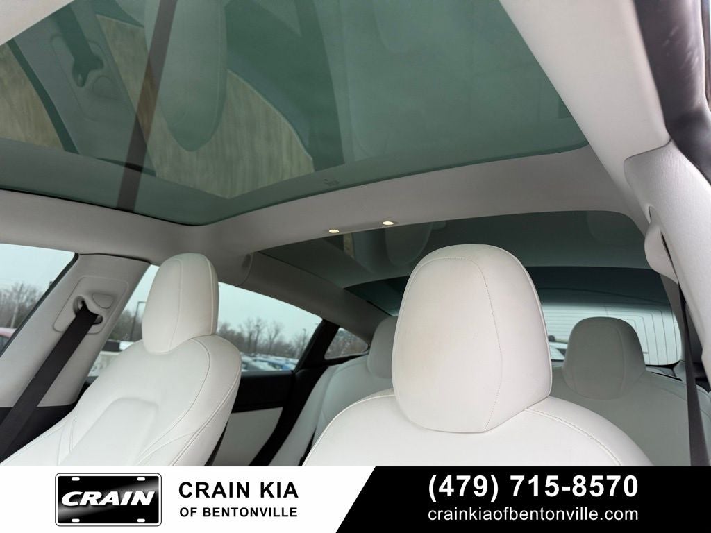 2020 Tesla Model 3 Long Range - AWD / CLEAN CARFAX