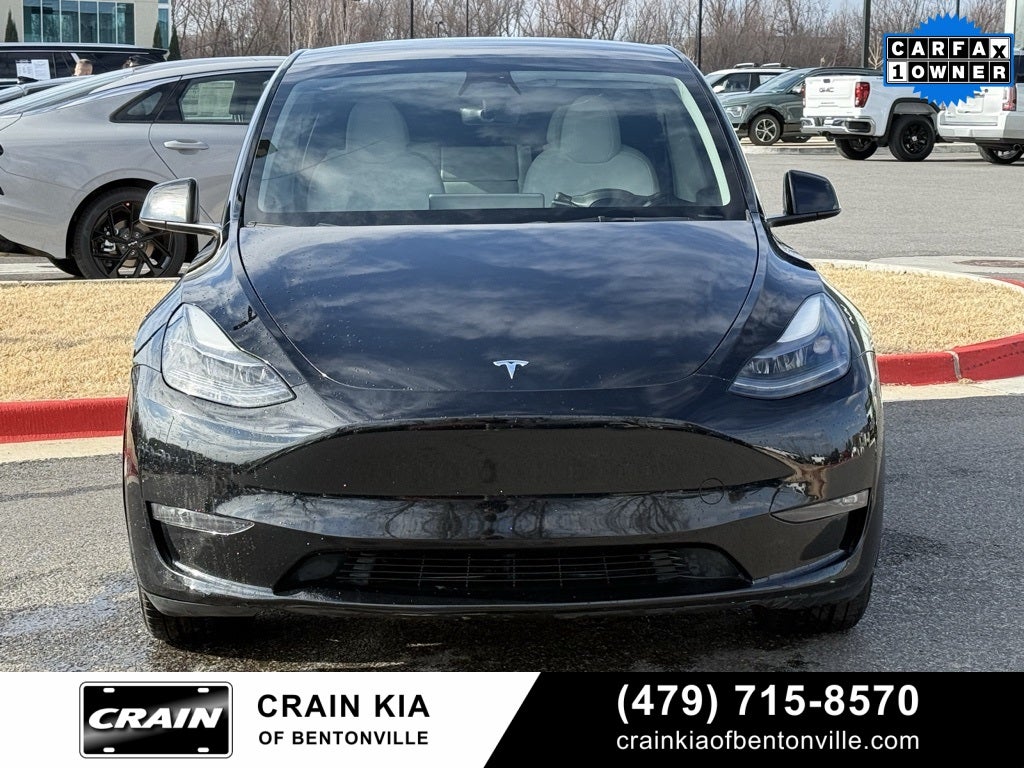 2023 Tesla Model Y Long Range - AWD / 3RD ROW / CLEAN CARFAX / 1 OWNER