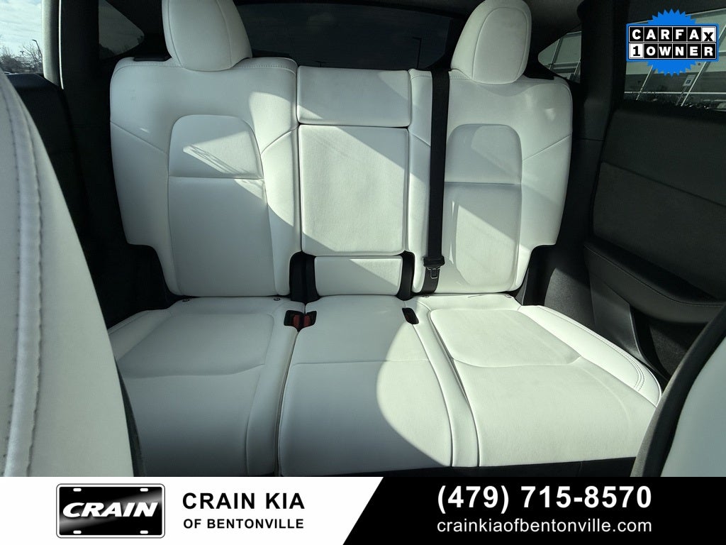 2023 Tesla Model Y Long Range - AWD / 3RD ROW / CLEAN CARFAX / 1 OWNER