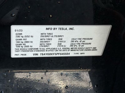 2023 Tesla Model Y Performance - AWD / CARFAX ONE OWNER