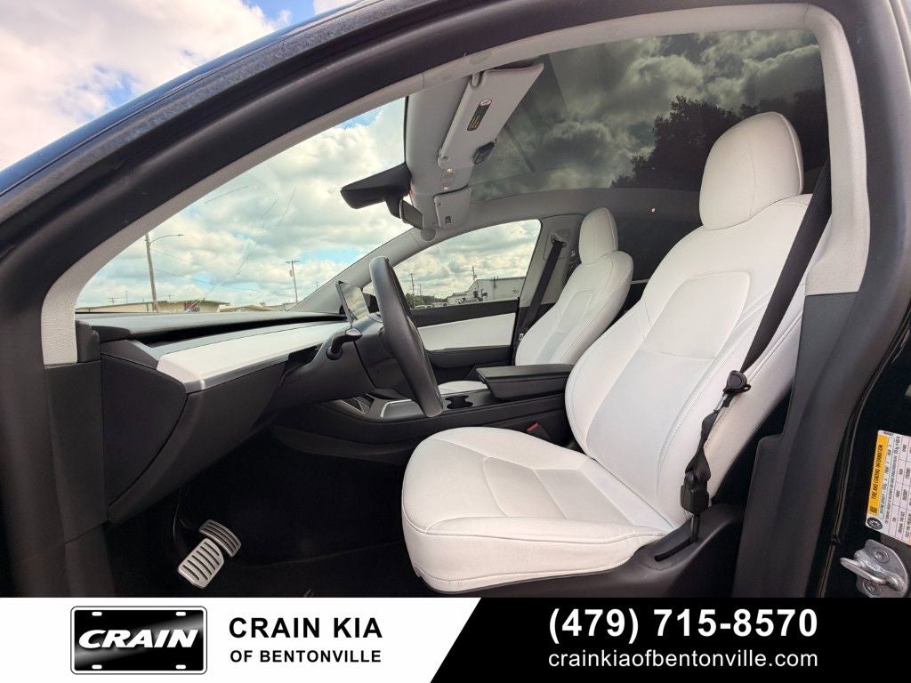 2022 Tesla Model Y Performance - AWD / CLEAN CARFAX / WHITE INTERIOR
