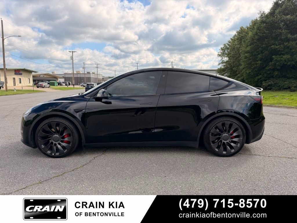 2022 Tesla Model Y Performance - AWD / CLEAN CARFAX / WHITE INTERIOR
