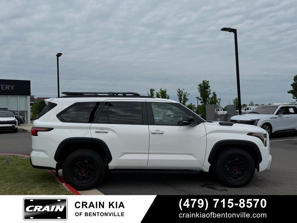 2025 Toyota Sequoia TRD Pro - 4WD / PANORAMIC SUNROOF / ONE OWNER