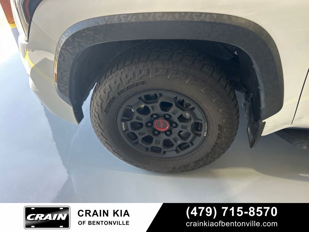 2023 Toyota Sequoia TRD Pro - 4WD / SUNROOF / CLEAN CARFAX