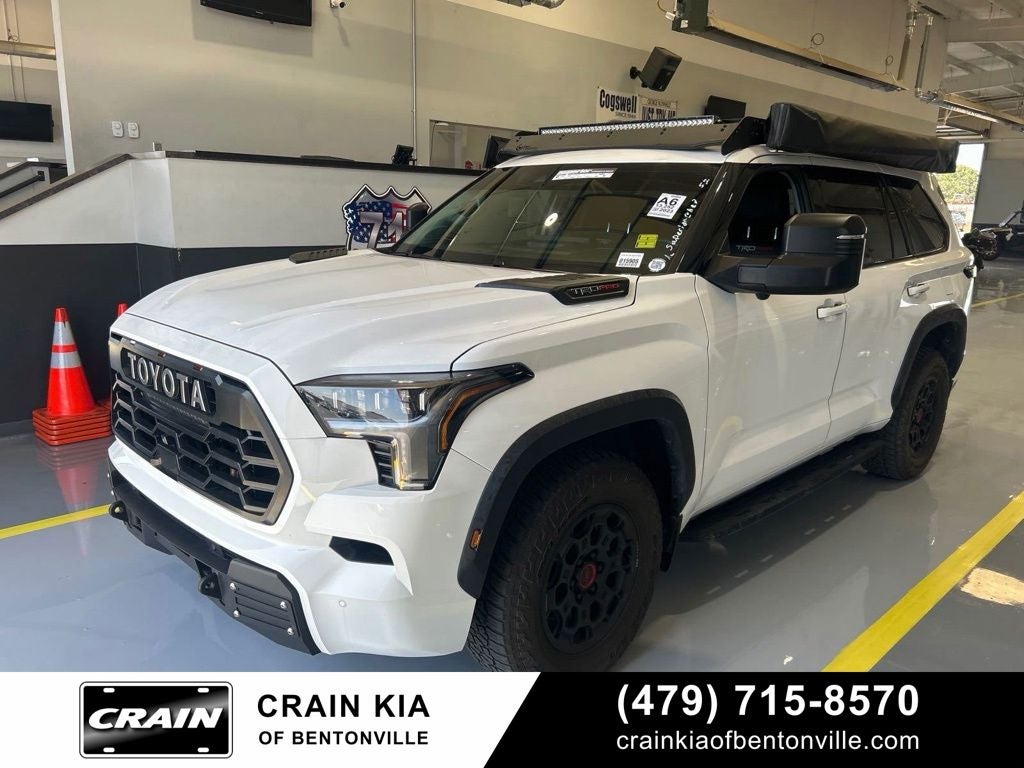 2023 Toyota Sequoia TRD Pro - 4WD / SUNROOF / CLEAN CARFAX