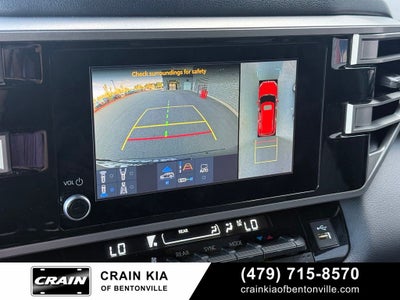 2025 Toyota Sequoia SR5 - 4WD / CLEAN CARFAX / ONE OWNER