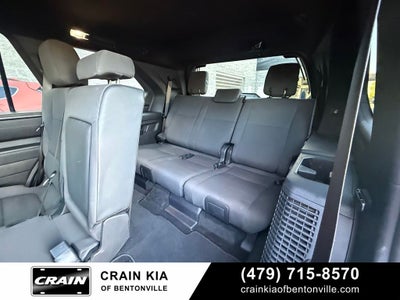 2025 Toyota Sequoia SR5 - 4WD / CLEAN CARFAX / ONE OWNER