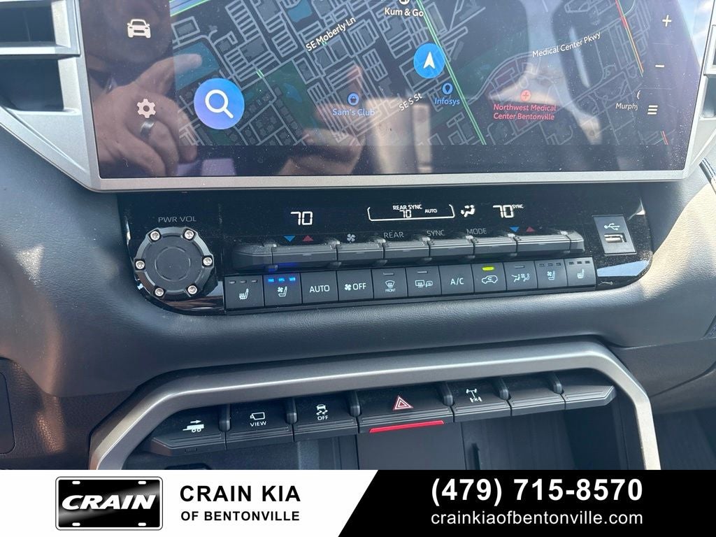 2026 Toyota Sequoia Platinum - 4WD / PANORAMIC SUNROOF / ONE OWNER
