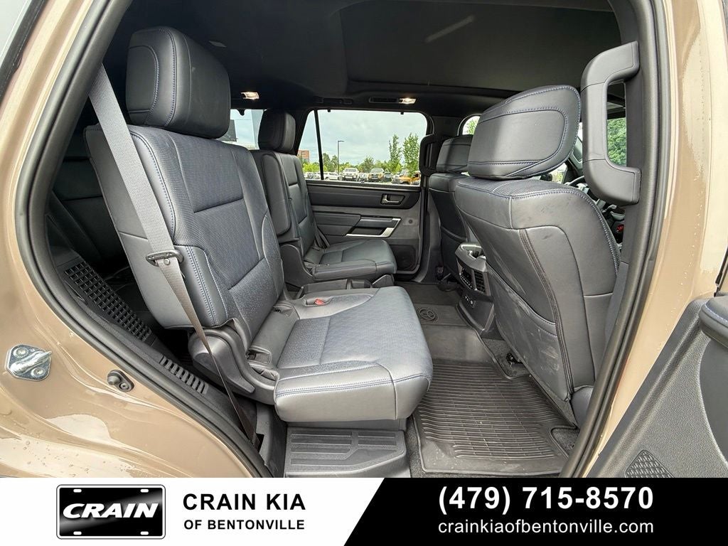 2026 Toyota Sequoia Platinum - 4WD / PANORAMIC SUNROOF / ONE OWNER