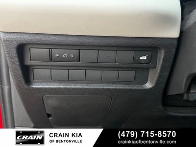 2023 Mitsubishi Outlander SEL - 4WD / CLEAN CARFAX