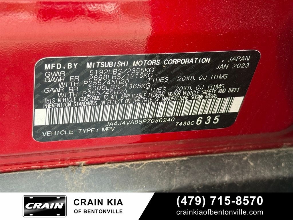 2023 Mitsubishi Outlander SEL - 4WD / CLEAN CARFAX