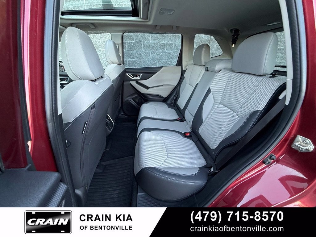 2021 Subaru Forester Premium - AWD / CLEAN CARFAX / PANORAMIC SUNROOF