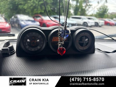 2010 Toyota FJ Cruiser Base - 4WD / CLEAN CARFAX