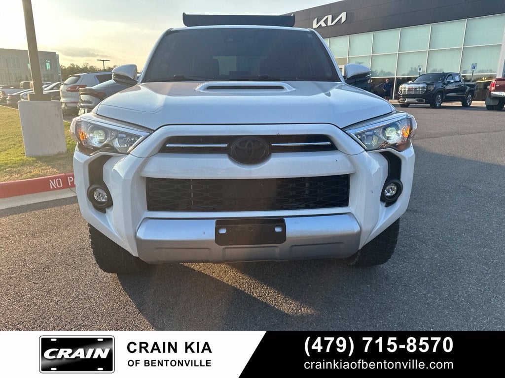2024 Toyota 4Runner TRD Off-Road Premium 1 OWNER / SUNROOF / CRAWL CONTROL--