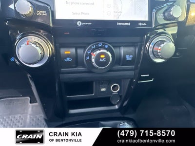 2024 Toyota 4Runner TRD Off-Road Premium 1 OWNER / SUNROOF / CRAWL CONTROL--