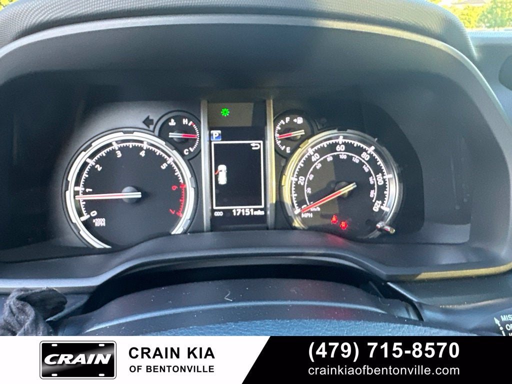 2024 Toyota 4Runner TRD Off-Road Premium 1 OWNER / SUNROOF / CRAWL CONTROL--
