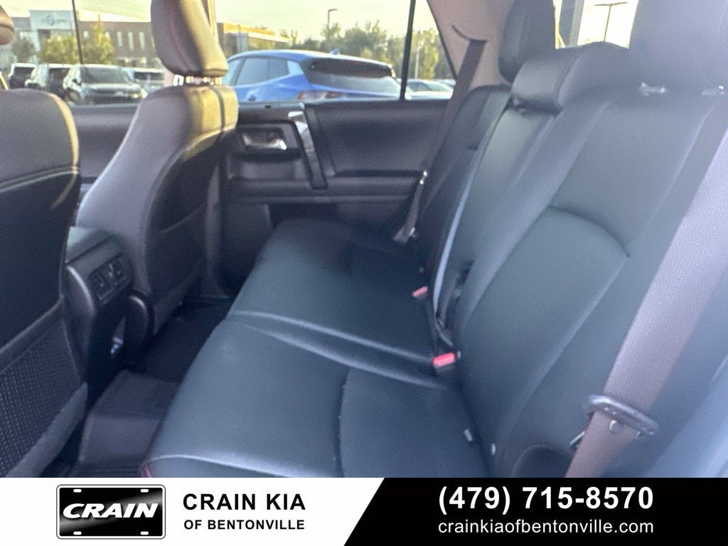 2024 Toyota 4Runner TRD Off-Road Premium 1 OWNER / SUNROOF / CRAWL CONTROL--