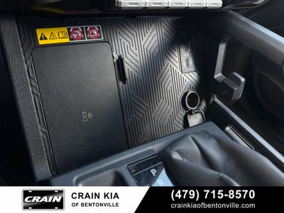 2025 Toyota 4Runner TRD Off-Road - 4WD / CLEAN CARFAX / ONE OWNER