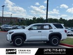 2025 Toyota 4Runner TRD Off-Road - 4WD / CLEAN CARFAX / ONE OWNER