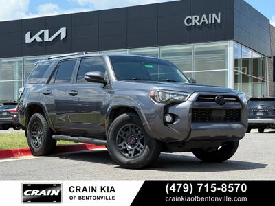 2020 Toyota 4Runner SR5 Premium - SUNROOF / CLEAN CARFAX / PREMIUM