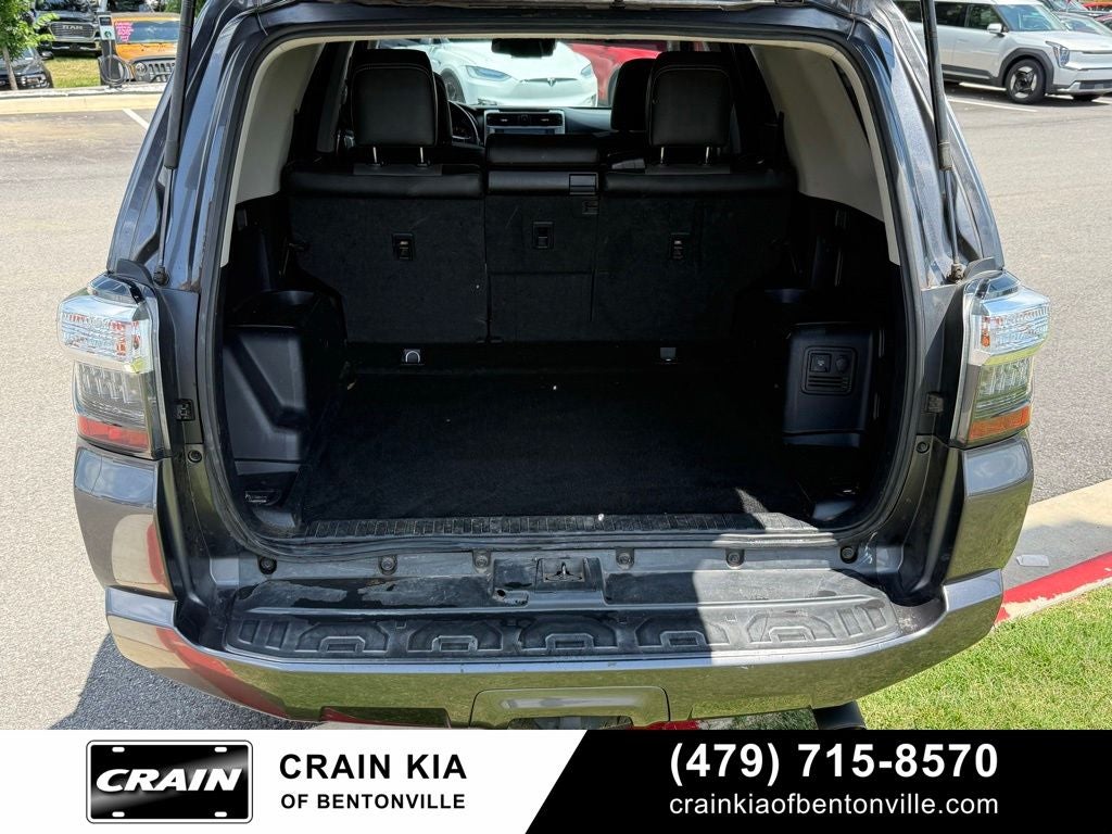 2020 Toyota 4Runner SR5 Premium - SUNROOF / CLEAN CARFAX / PREMIUM
