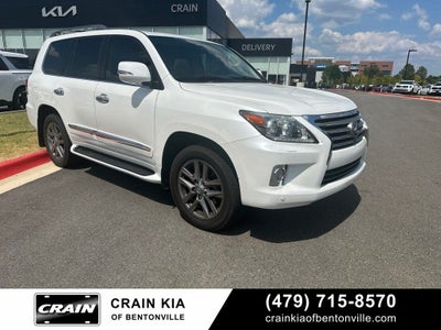 2013 Lexus LX 570 - 4WD / SUNROOF / CLEAN CARFAX
