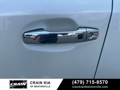 2013 Lexus LX 570 - 4WD / SUNROOF / CLEAN CARFAX