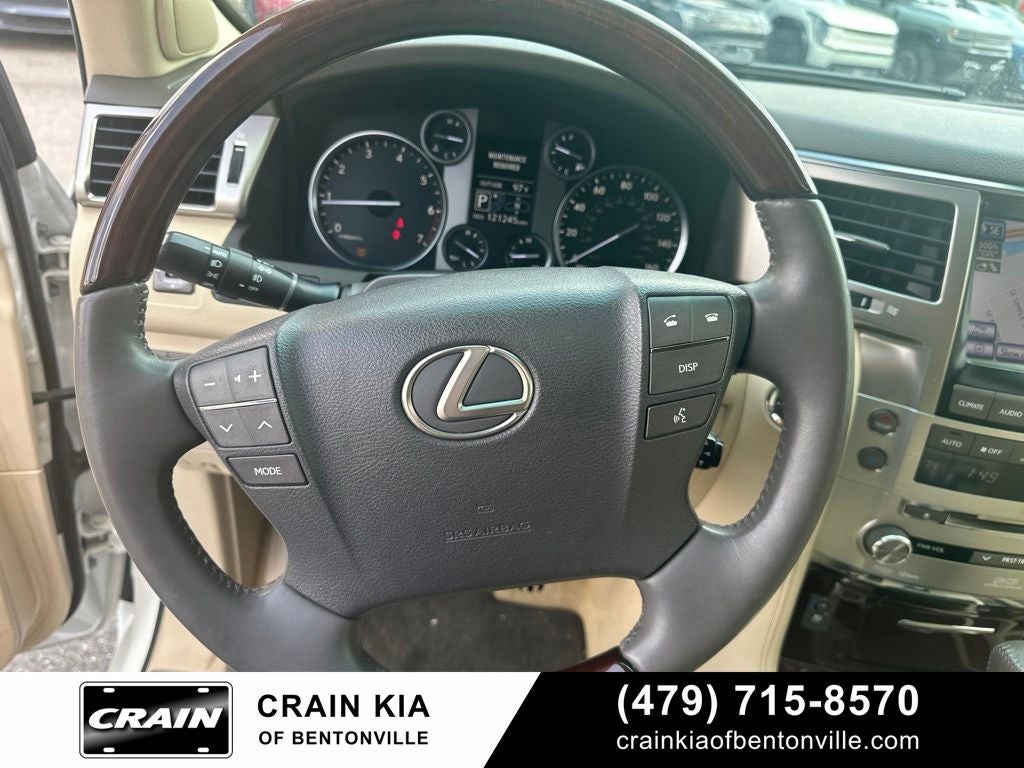 2013 Lexus LX 570 - 4WD / SUNROOF / CLEAN CARFAX