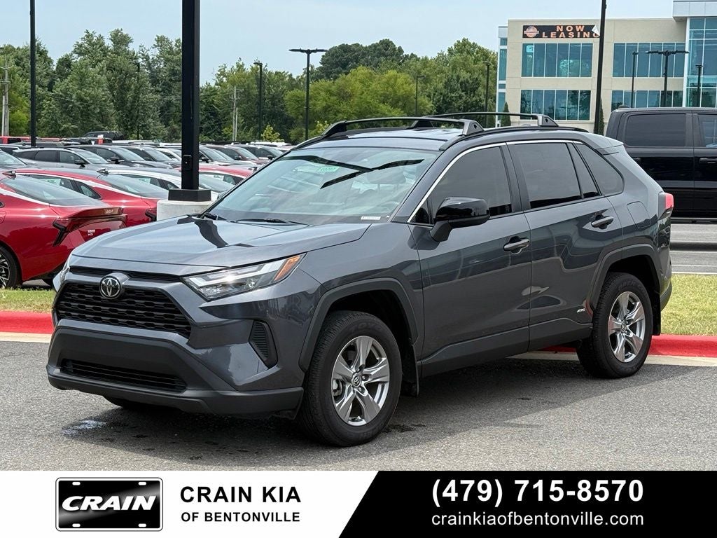 2025 Toyota RAV4 Hybrid LE - AWD / HYBRID!