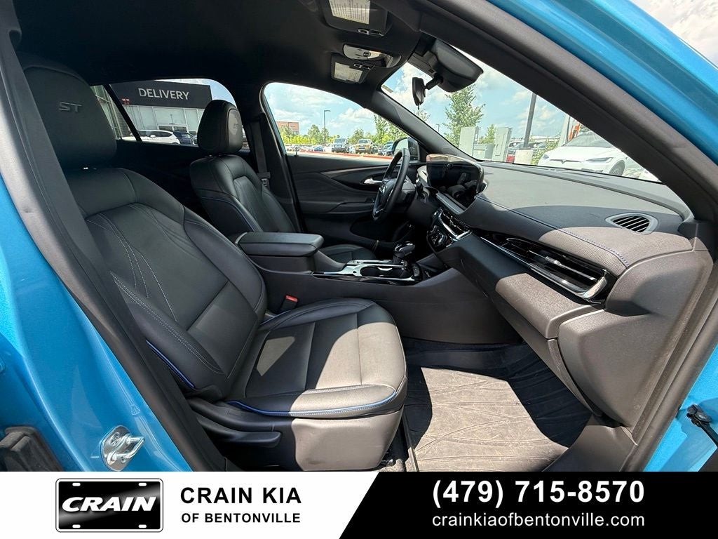 2025 Buick Envista Sport Touring - CARFAX ONE OWNER