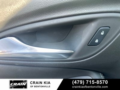 2024 Buick Encore GX Preferred - AWD / CLEAN CARFAX / ONE OWNER