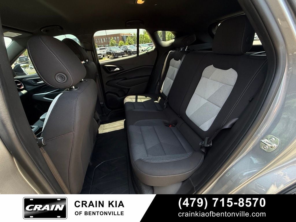 2025 Chevrolet Trax 1RS - CLEAN CARFAX