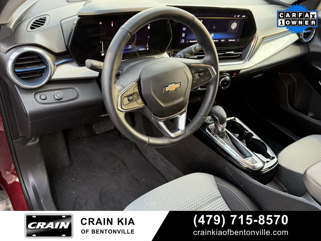2025 Chevrolet Trax LT - CLEAN CARFAX / ONE OWNER
