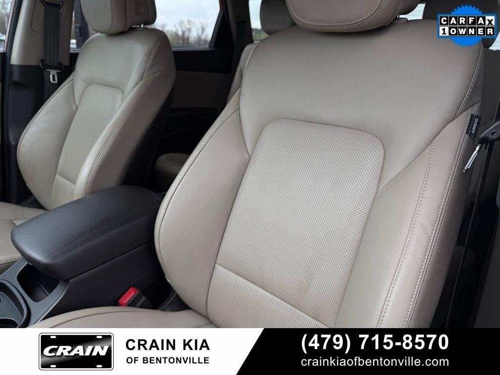 2017 Hyundai Santa Fe Limited - AWD / ONE OWNER / LEATHER