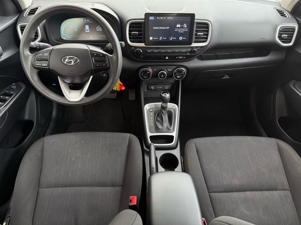 2023 Hyundai Venue SE - CLEAN CARFAX / ONE OWNER