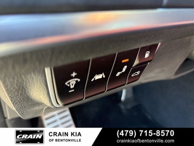 2018 Kia Stinger GT2 - AWD / SUNROOF / CARFAX ONE OWNER