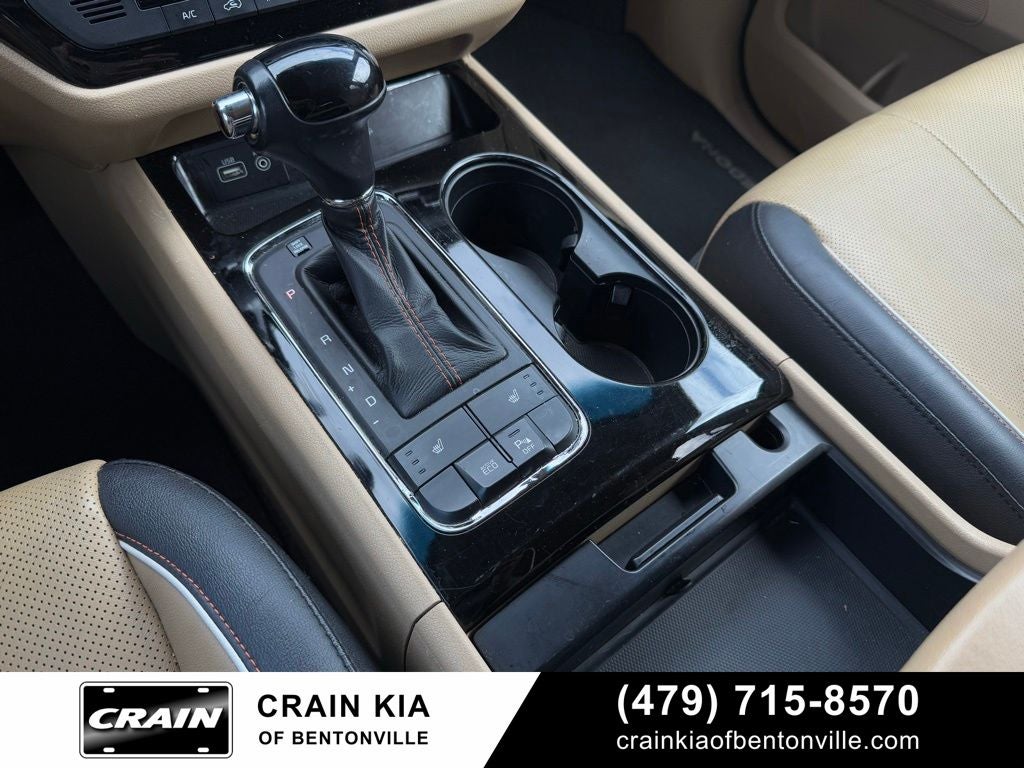 2016 Kia Sedona EX - CARFAX ONE OWNER