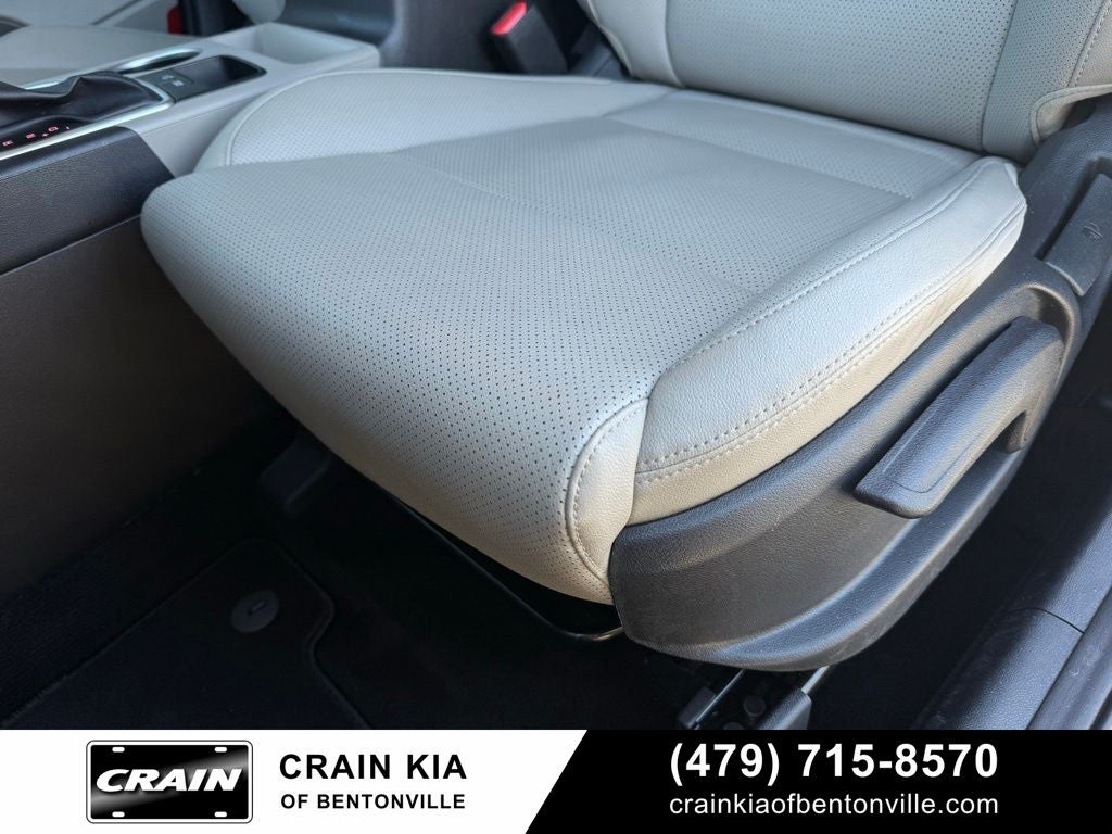2020 Kia Sportage S - CLEAN CARFAX / LEATHER SEATS