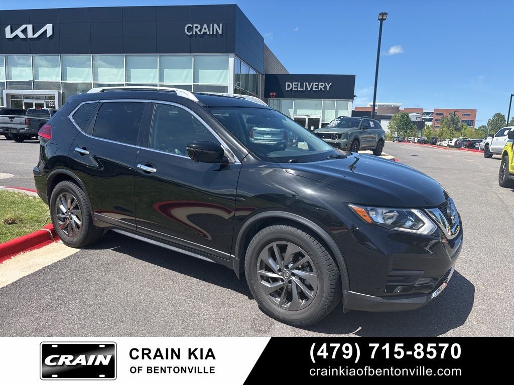 2017 Nissan Rogue SV Premium Package