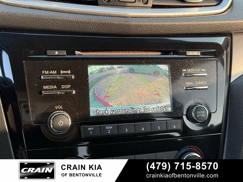 2015 Nissan Rogue S - AWD / CLEAN CARFAX