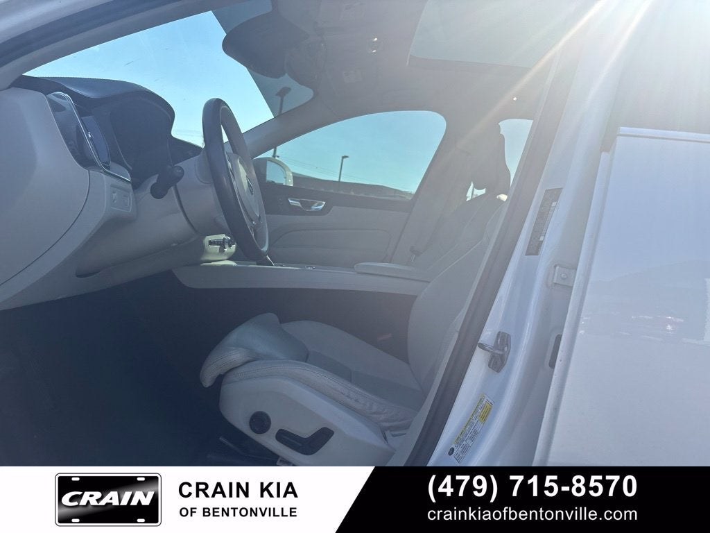 2018 Volvo XC60 T5 Inscription | CLEAN CARFAX!
