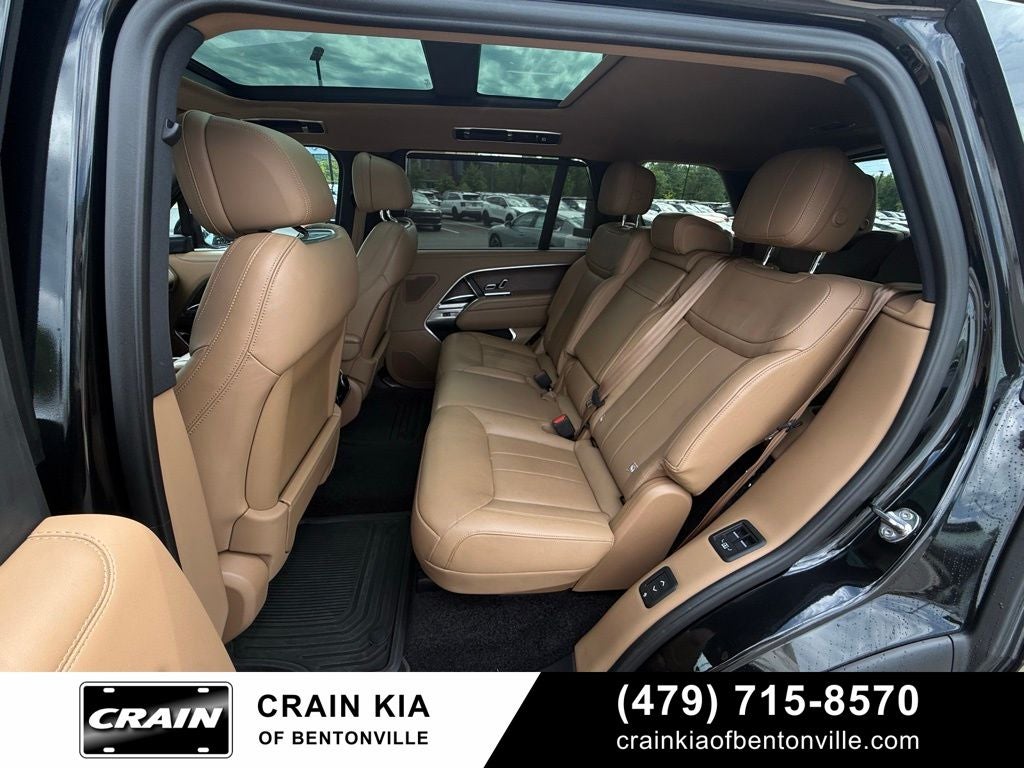 2025 Land Rover Range Rover SE LWB - 3RD ROW / AWD / ONE OWNER
