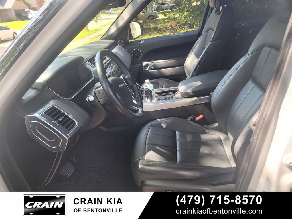 2019 Land Rover Range Rover Sport SE - 4WD / CLEAN CARFAX / SUNROOF