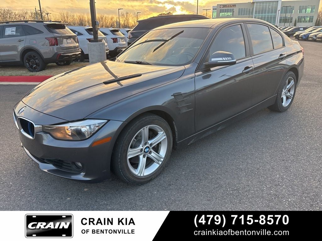 2015 BMW 3 Series 328i - CLEAN CARFAX