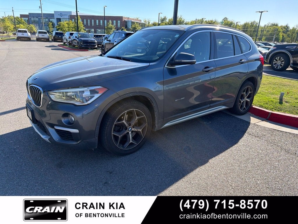 2017 BMW X1 sDrive28i - PANORAMIC SUNROOF