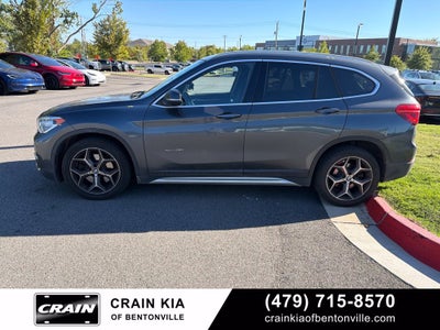 2017 BMW X1 sDrive28i - PANORAMIC SUNROOF