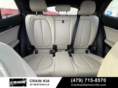 2023 BMW X2 xDrive28i - AWD / PANORAMIC SUNROOF / CLEAN CARFAX