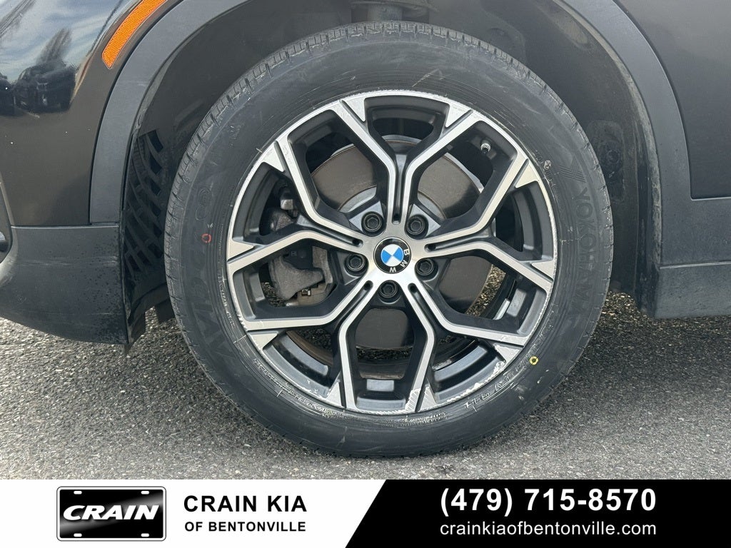 2023 BMW X2 xDrive28i - AWD / PANORAMIC SUNROOF / CLEAN CARFAX